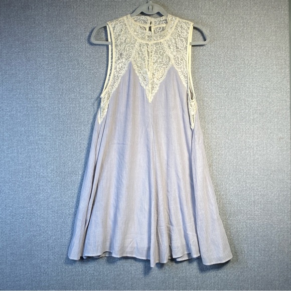 Altar'd State Dresses & Skirts - Altar’d State Large Women’s Light Blue Lace Trapeze Mini Dress Sleeveless